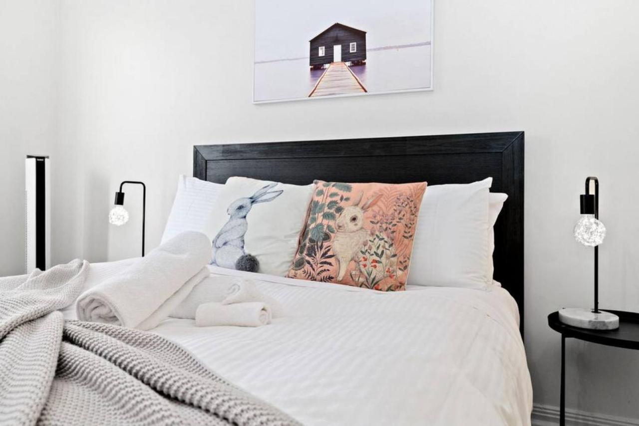 Ground Floor One Bedroom In South Yarra
