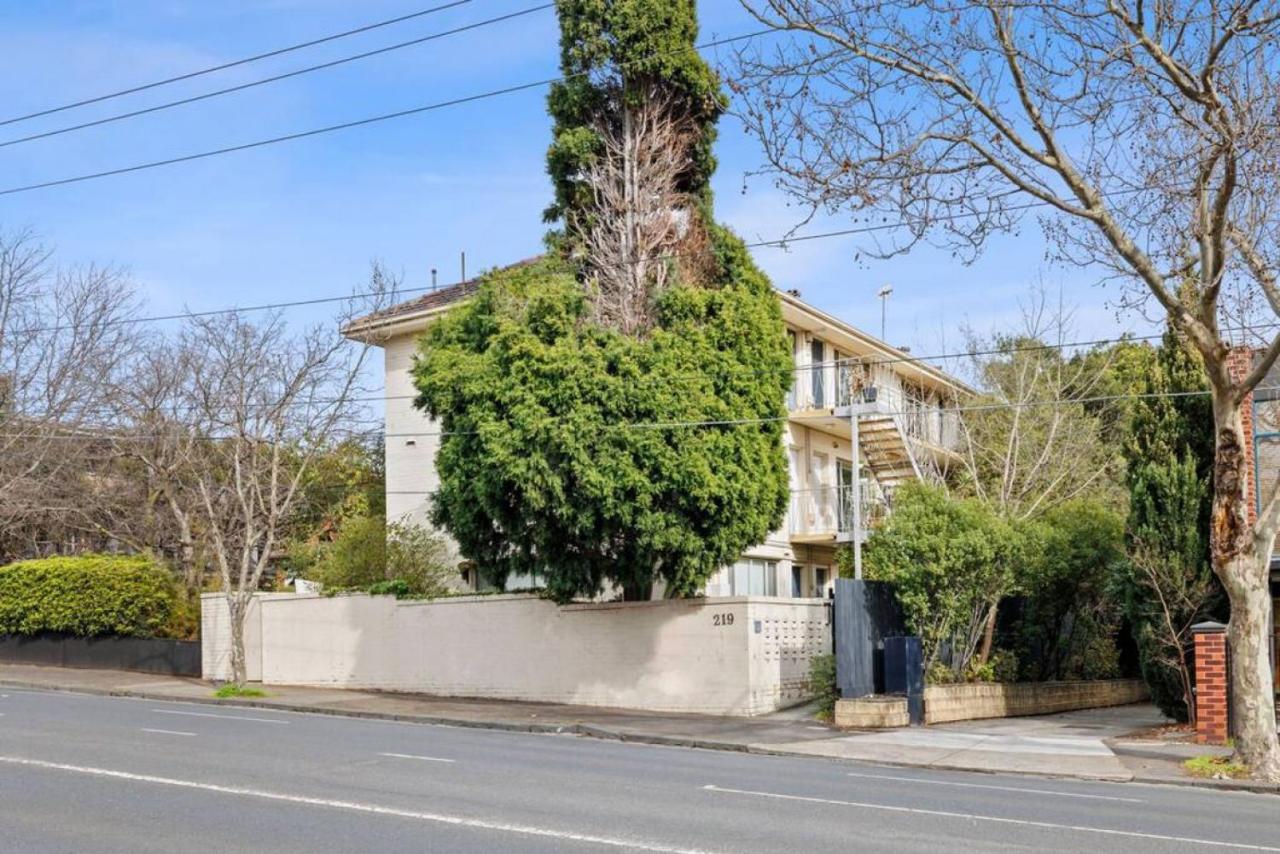 Apartment Ground Floor One Bedroom In South Yarra